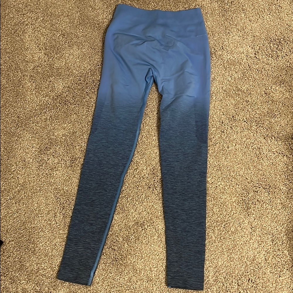 Alphalete ombré legging